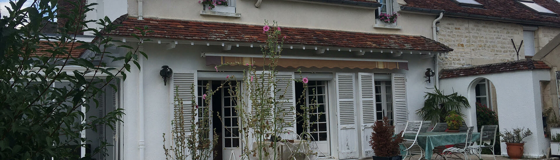 Installation d’accès PMR et de salles de bains à Sens (Yonne) — Déco +